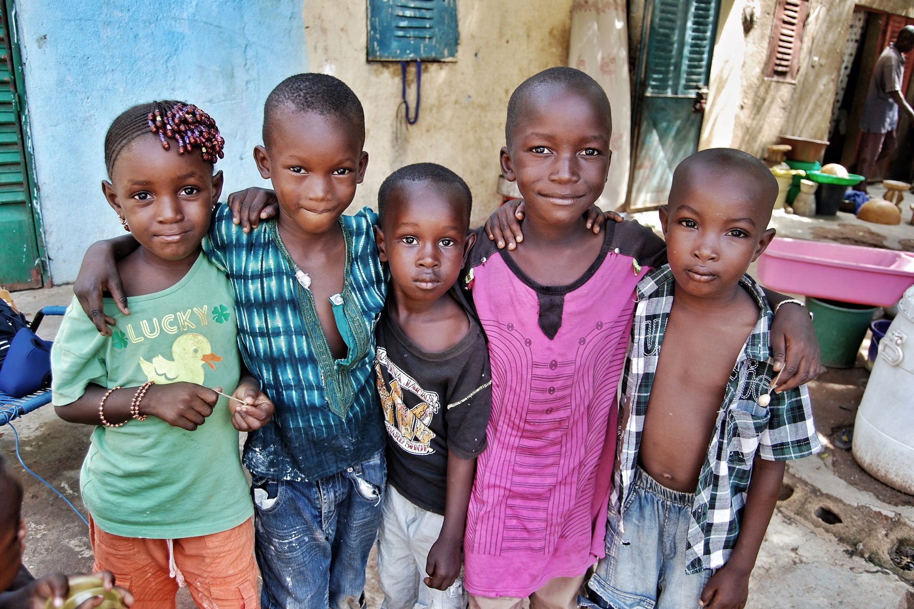 Cinq enfants à Bamako